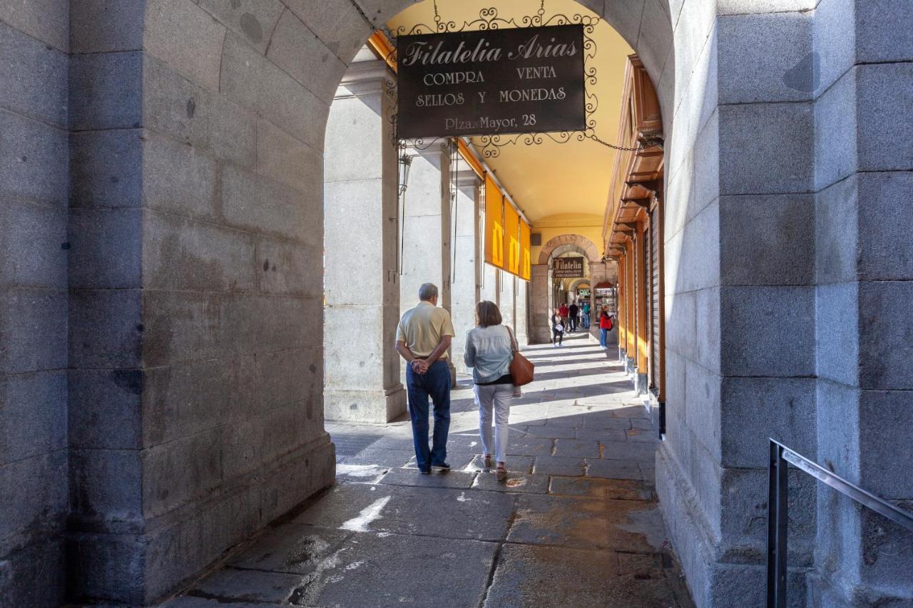 Luxury Belmont Puerta Del Sol Apartman Madrid Kültér fotó