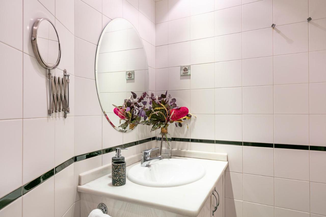 Luxury Belmont Puerta Del Sol Apartman Madrid Kültér fotó