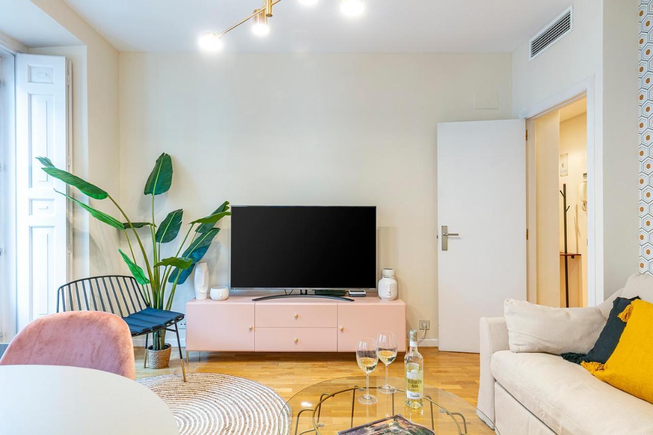 Luxury Belmont Puerta Del Sol Apartman Madrid Kültér fotó